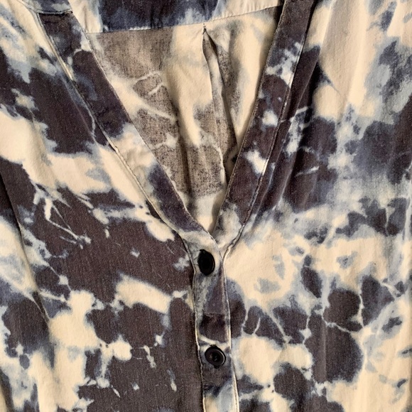 TORRID Plus size 2 navy ice dye tie dye button down dress. Incredibly soft comfy - Picture 3 of 8